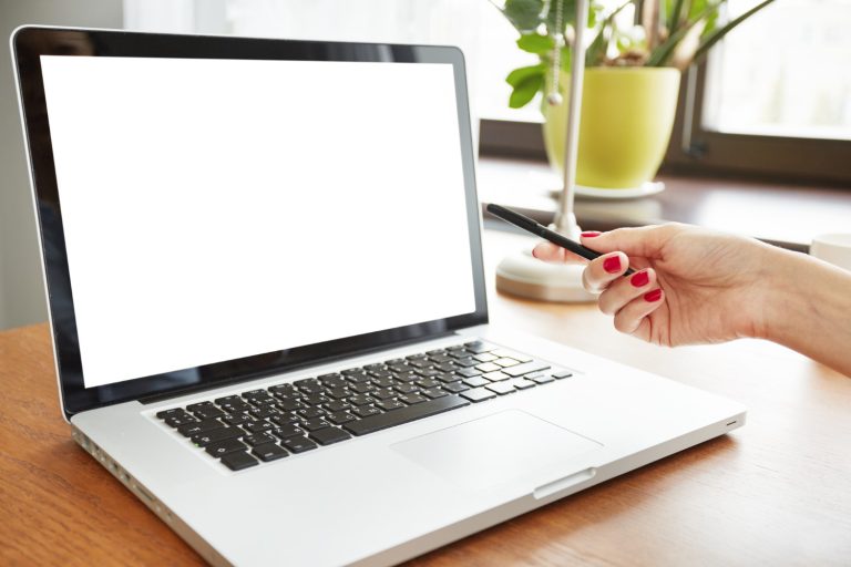 Laptop Screen Buying Guide: What to Consider Before Making a Purchase
