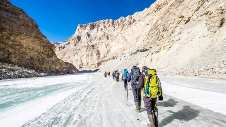 Exploring the Majestic Mountains of Manali: A Trekker’s Paradise