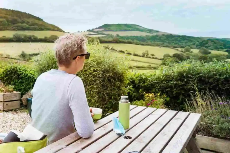 Why Is the Countryside Perfect for a Detox Holiday?
