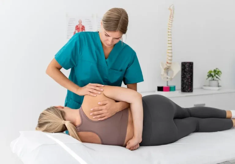How to Find the Best Physiotherapist in Delhi: A Comprehensive Guide