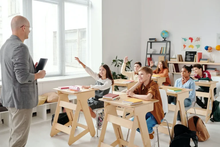 Professional Tips for Writing A Solid Assignment For Students