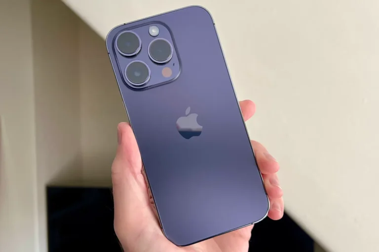Navigating iPhone Repair Options: A Dubai Perspective